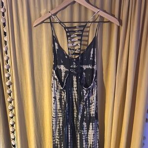 Ecote Black and White Maxi Dress